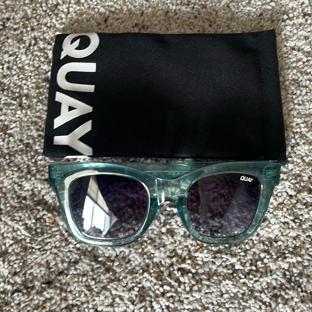 Quay after hours sunglasses - Picture 2 of 5